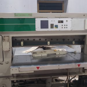 Itoh FC-132 Paper Cutting Machine